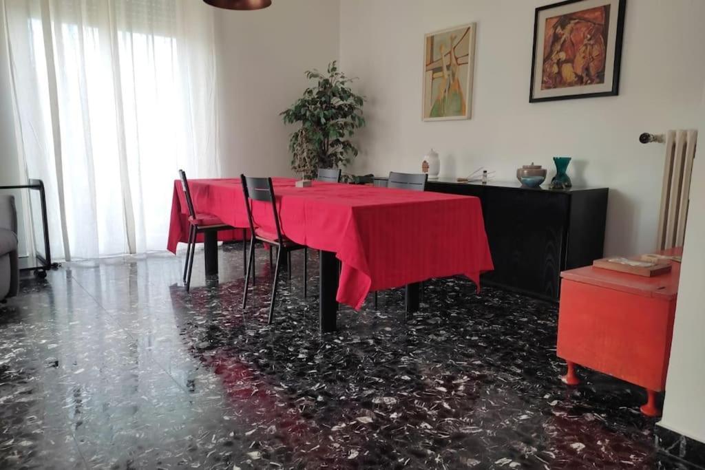 Casa Di Pipo - Appartamento Davanti Al Mare Pescara Esterno foto